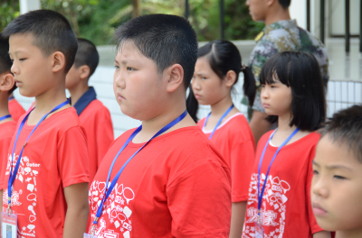 少年演讲家学习动力营的孩子在培训的画面