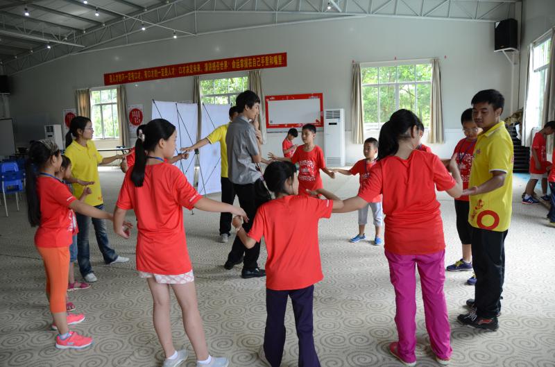少年演讲家国际爱乐营户外素质扩展