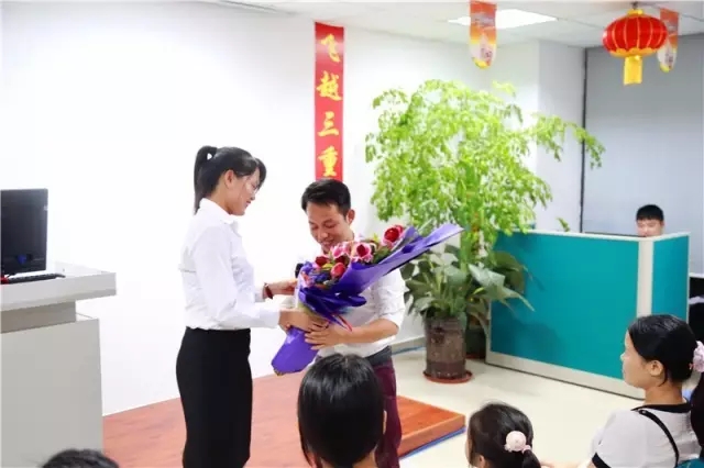 动能教育讲学
